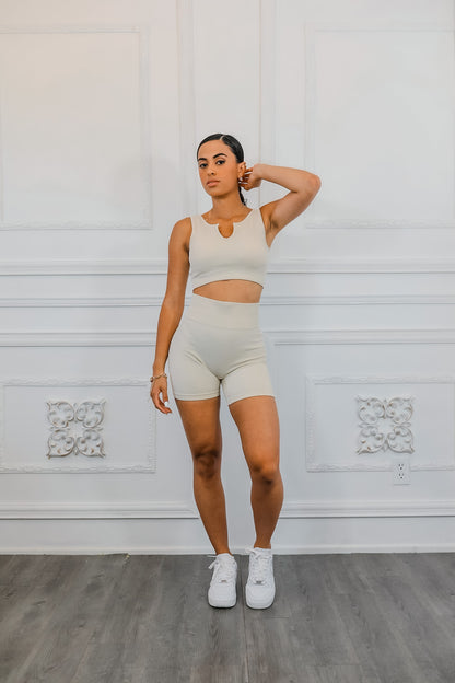 Active Wear Gym Set: MotionFit Seamless Ribbed Active Set in Ivory