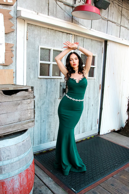 Low Cut Mermaid Dress: Alluring Emerald Lace Embellished Bust