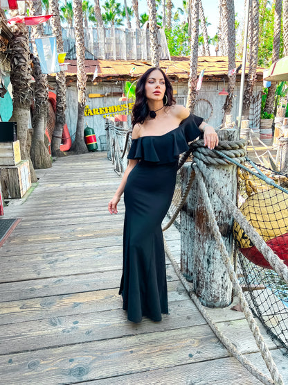 Maxi Dress With Split Thigh: Curve Appeal Ruffle Tube Off The Shoulder