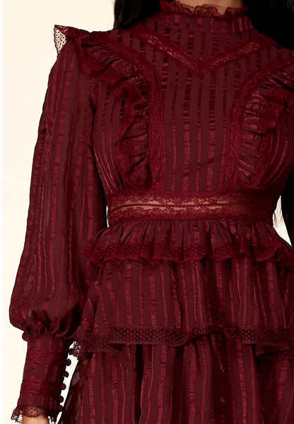 Long Maxi Dress With Sleeves: Royal Elegance Vintage Lace Mock-neck
