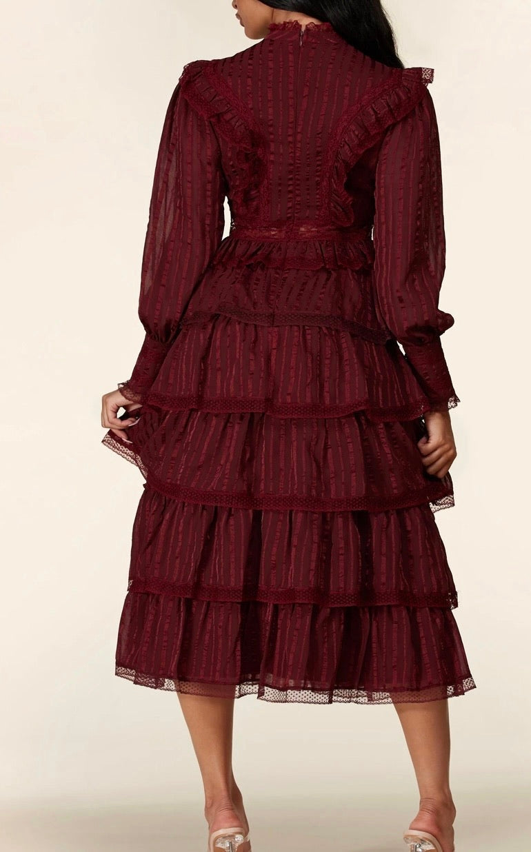 Long Maxi Dress With Sleeves: Royal Elegance Vintage Lace Mock-neck