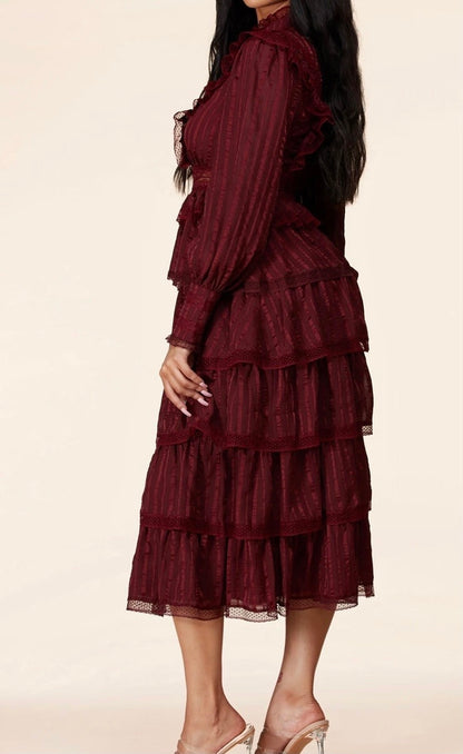 Long Maxi Dress With Sleeves: Royal Elegance Vintage Lace Mock-neck