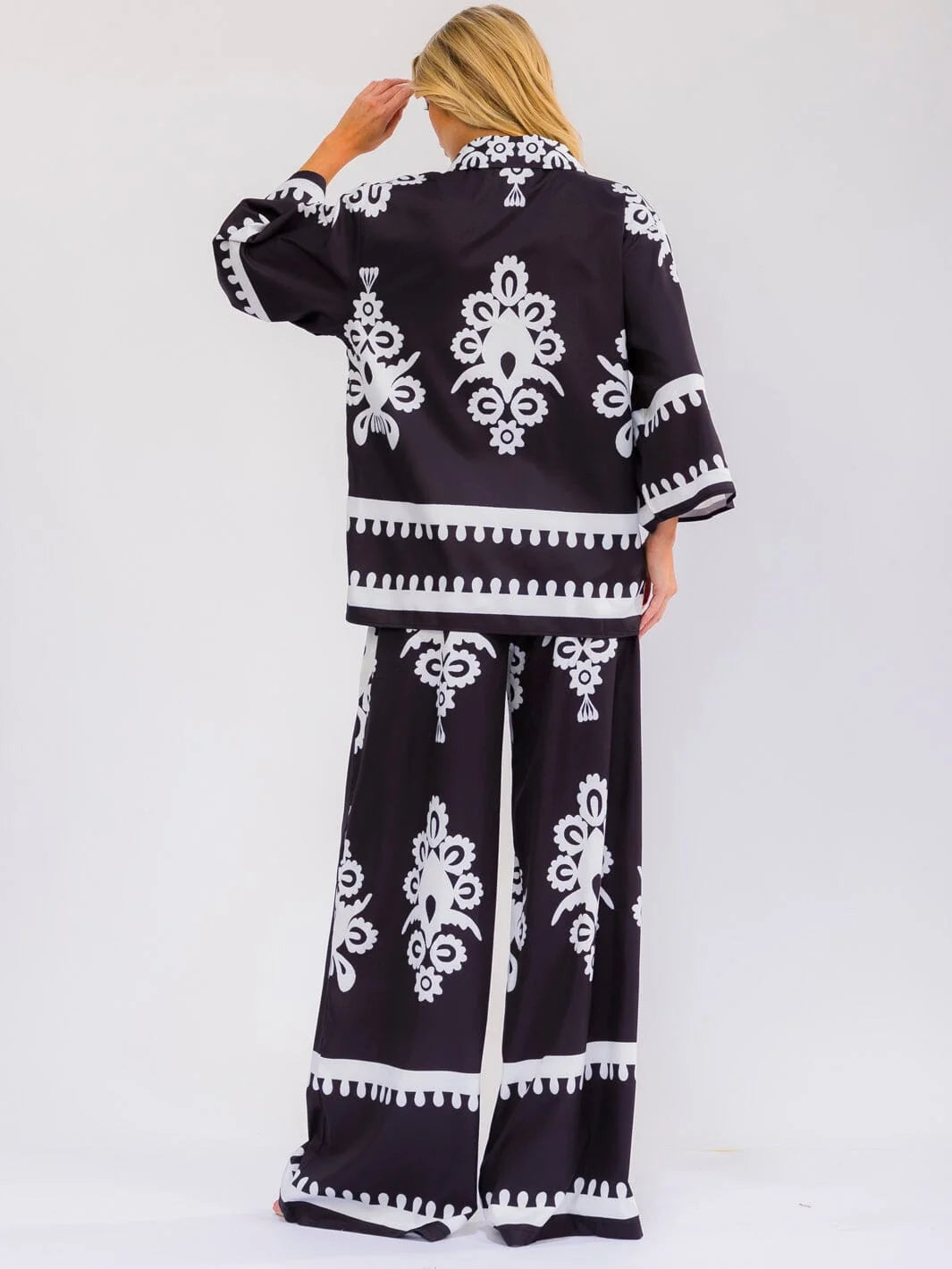 Wide Leg Print Pant Set : Seaside Whispers