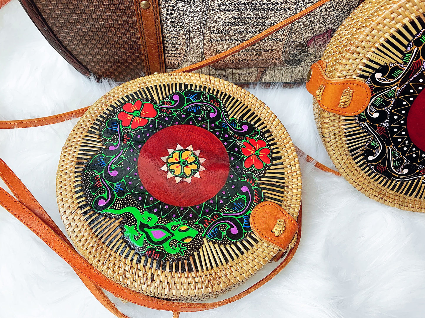 Handmade Rattan Bag: Soleil Brilliant Carved with Pattern