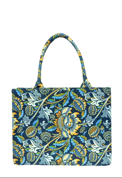 Blue Beach Tote: Amour Tropical Pattern Tote Bag