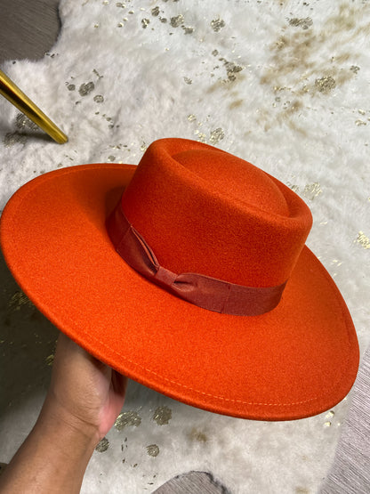 Fedora Hat With Wide Brim: Smoking HAT with Round Top